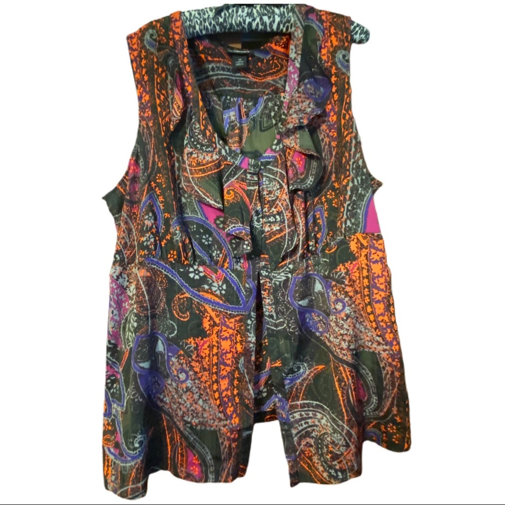 Lane Bryant Size 26 Sleeveless Button Down Blouse